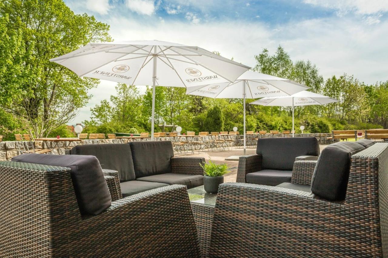 Sonnenhotel Feldberg Am See Mit Schwimmbad, Sauna Und Dampfbad Feldberger Seenlandschaft Dış mekan fotoğraf